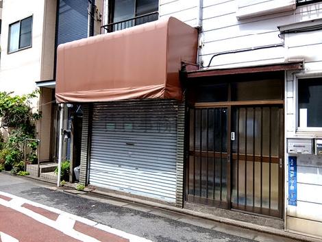 正面玄関