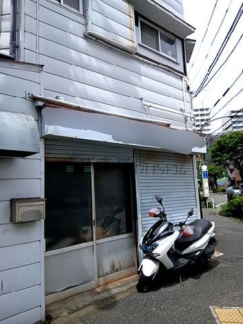 正面玄関