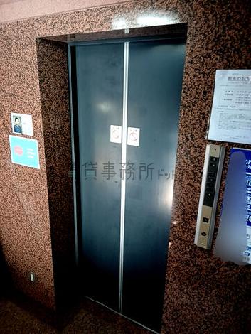 エレベーター