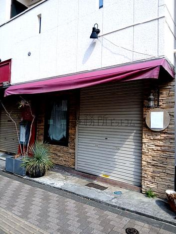 正面玄関