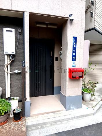 正面玄関