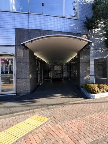 正面玄関