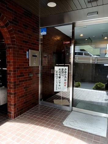 正面玄関