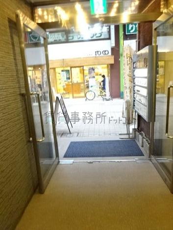 正面玄関