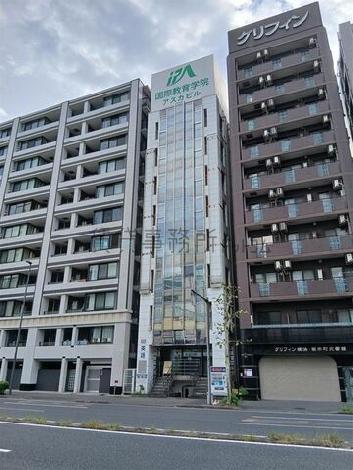 アスカビルの外観写真