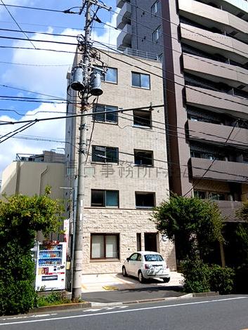 牛込フラットの外観写真
