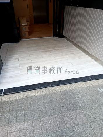 正面玄関