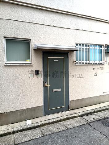 正面玄関