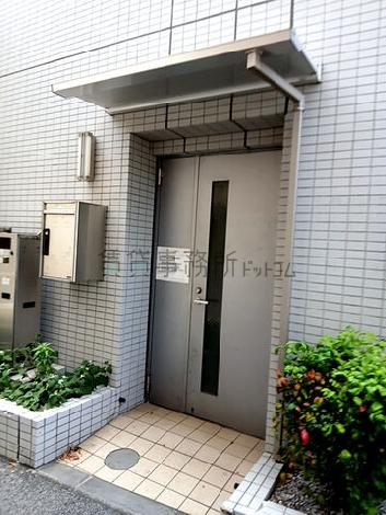 正面玄関