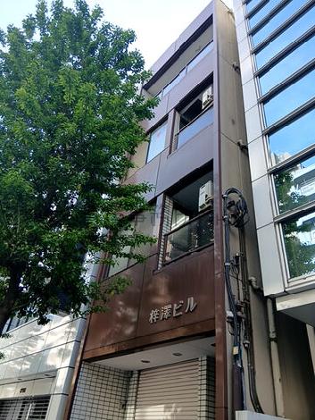 梓澤ビルの外観写真