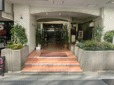 正面玄関