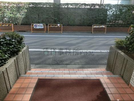 正面玄関