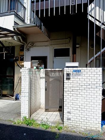 正面玄関