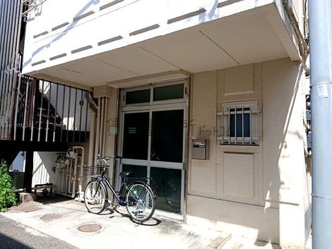 正面玄関