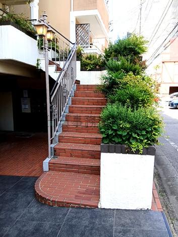 正面玄関