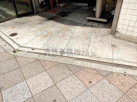 正面玄関