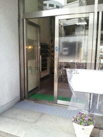 正面玄関