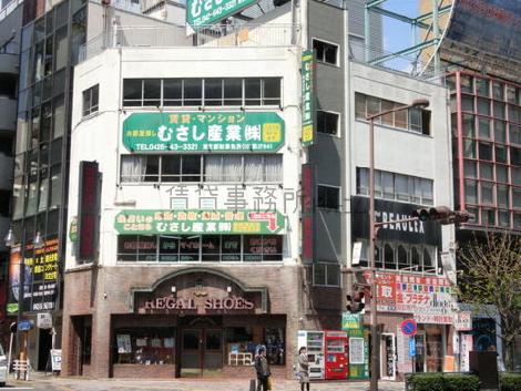 3面から採光可能です