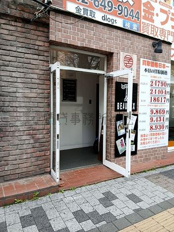正面玄関