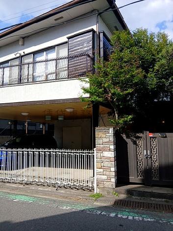 正面玄関
