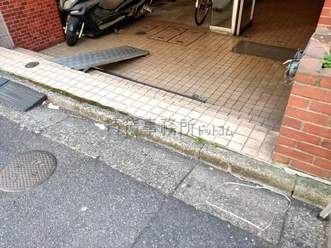 正面玄関