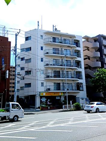 中銀大倉山マンシオンの外観写真