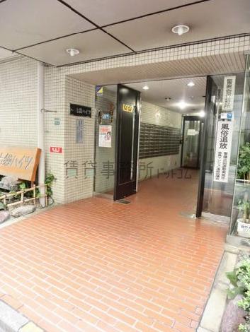 正面玄関