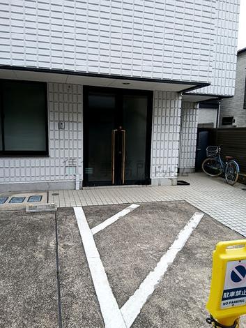 正面玄関