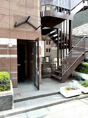 正面玄関