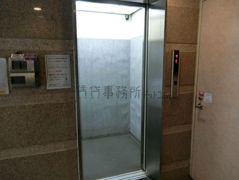 エレベーター
