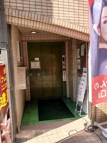 正面玄関