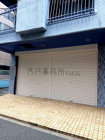 正面玄関