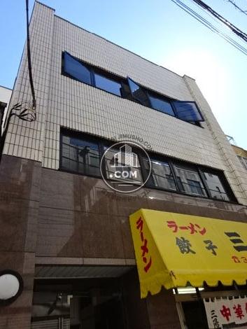 平吉ビルの外観写真