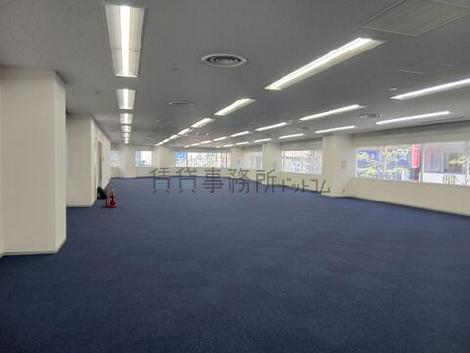 オーイズミ本厚木ビルの室内