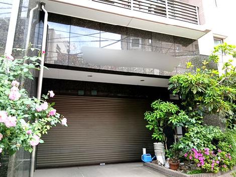 正面玄関