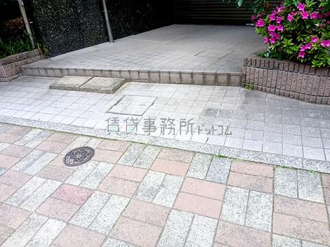 正面玄関