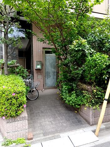 正面玄関