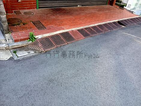 正面玄関