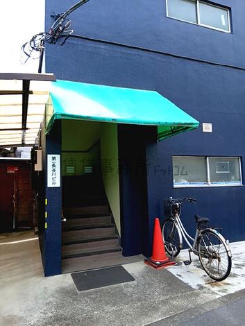 正面玄関
