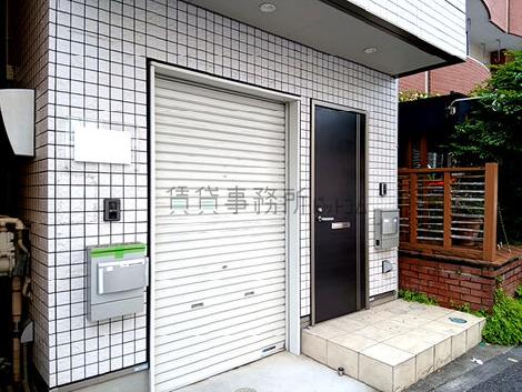 正面玄関