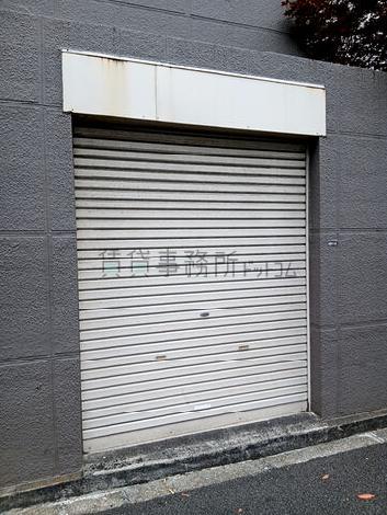 正面玄関