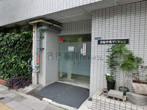 正面玄関