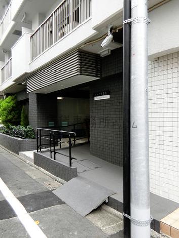 正面玄関