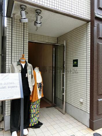 正面玄関