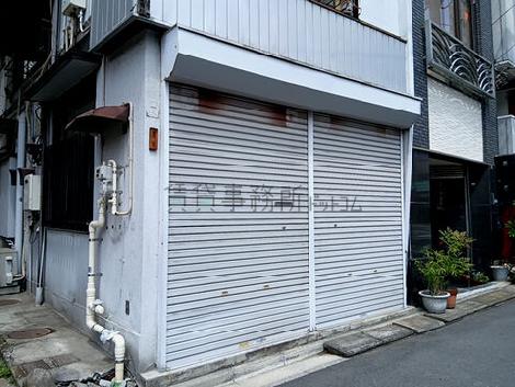 正面玄関