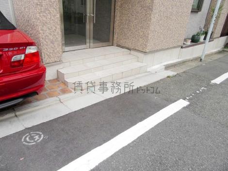 正面玄関