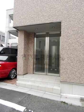 正面玄関