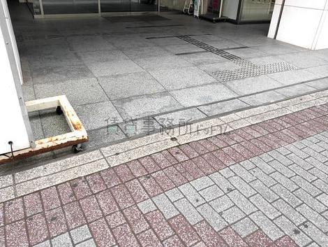 正面玄関