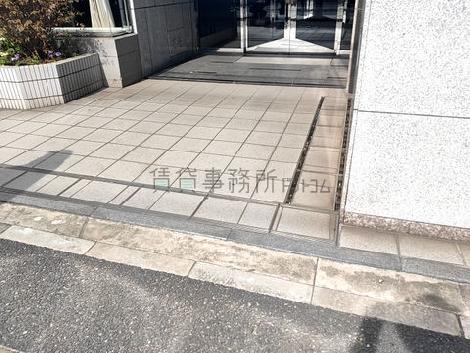 正面玄関