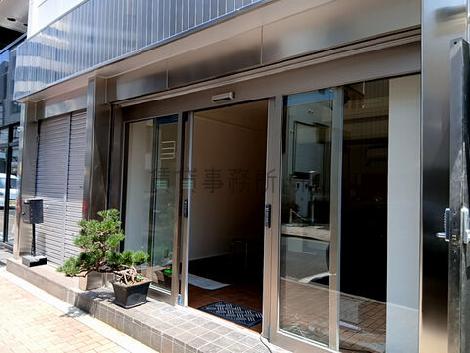 正面玄関